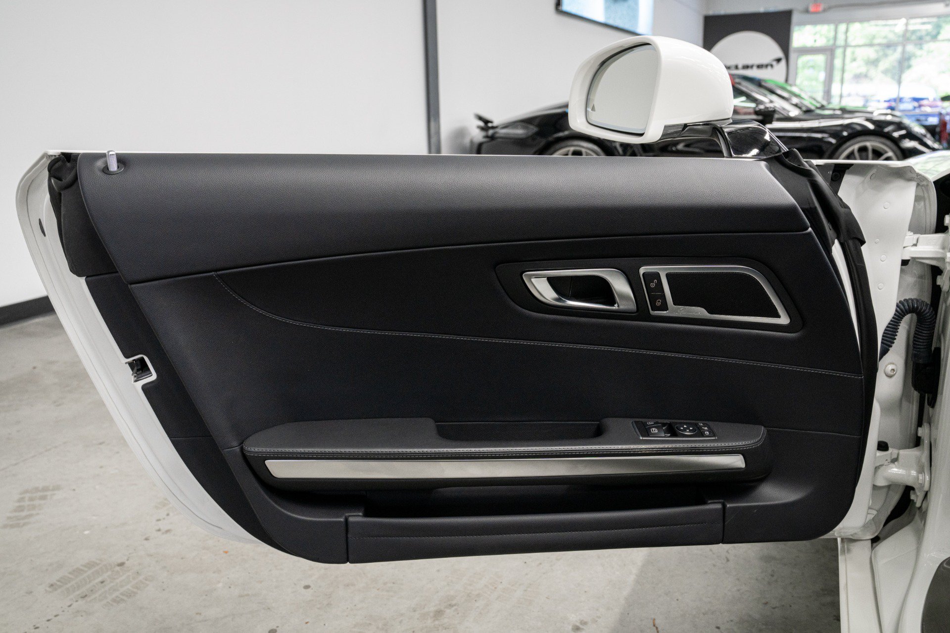 Used 2016 Mercedes-Benz AMG GT S image 33