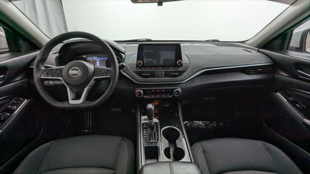 Used 2021 Nissan Altima 2.5 SV FWD image 24