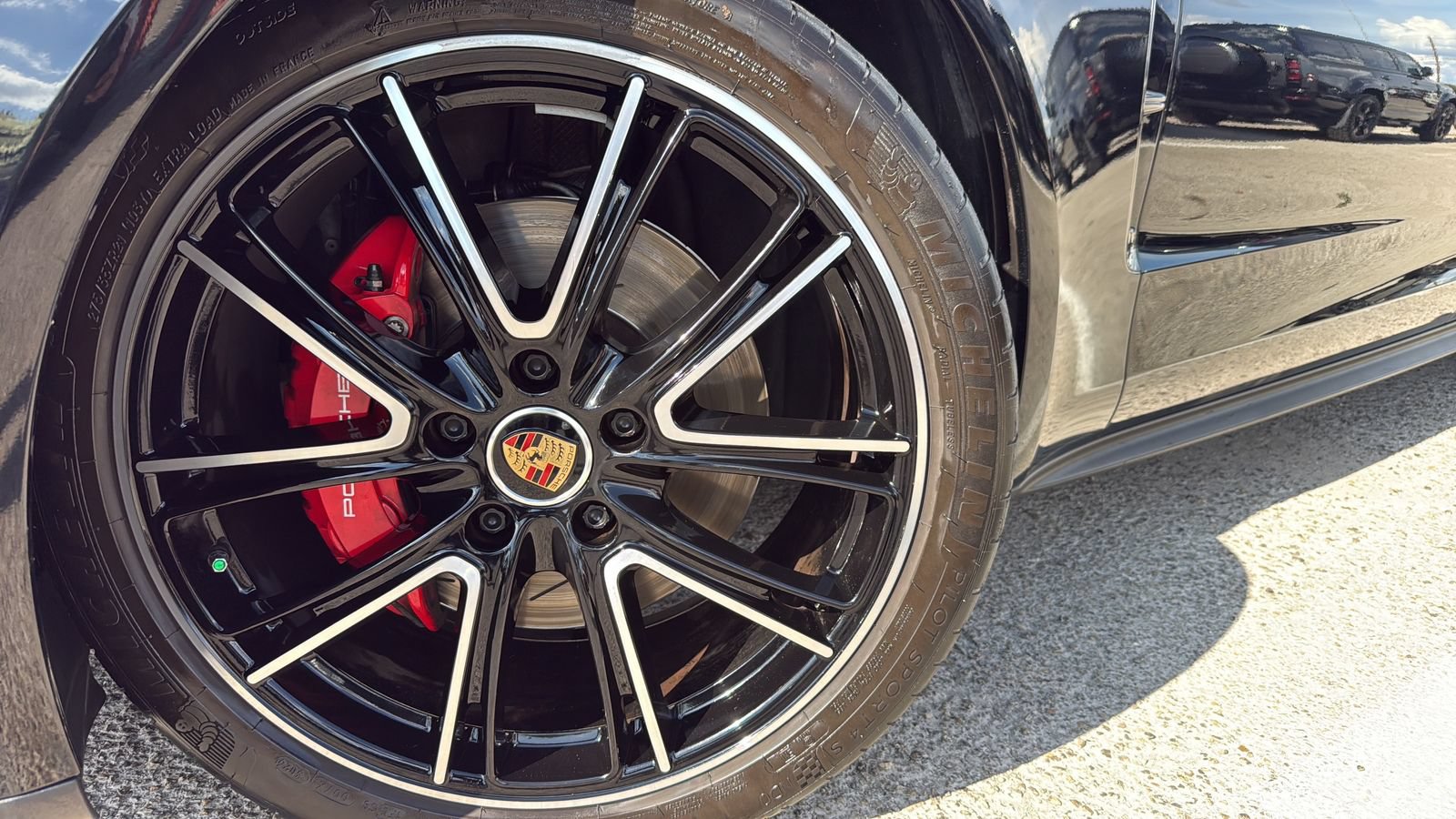 Used 2021 Porsche Panamera 4S AWD/4WD image 29