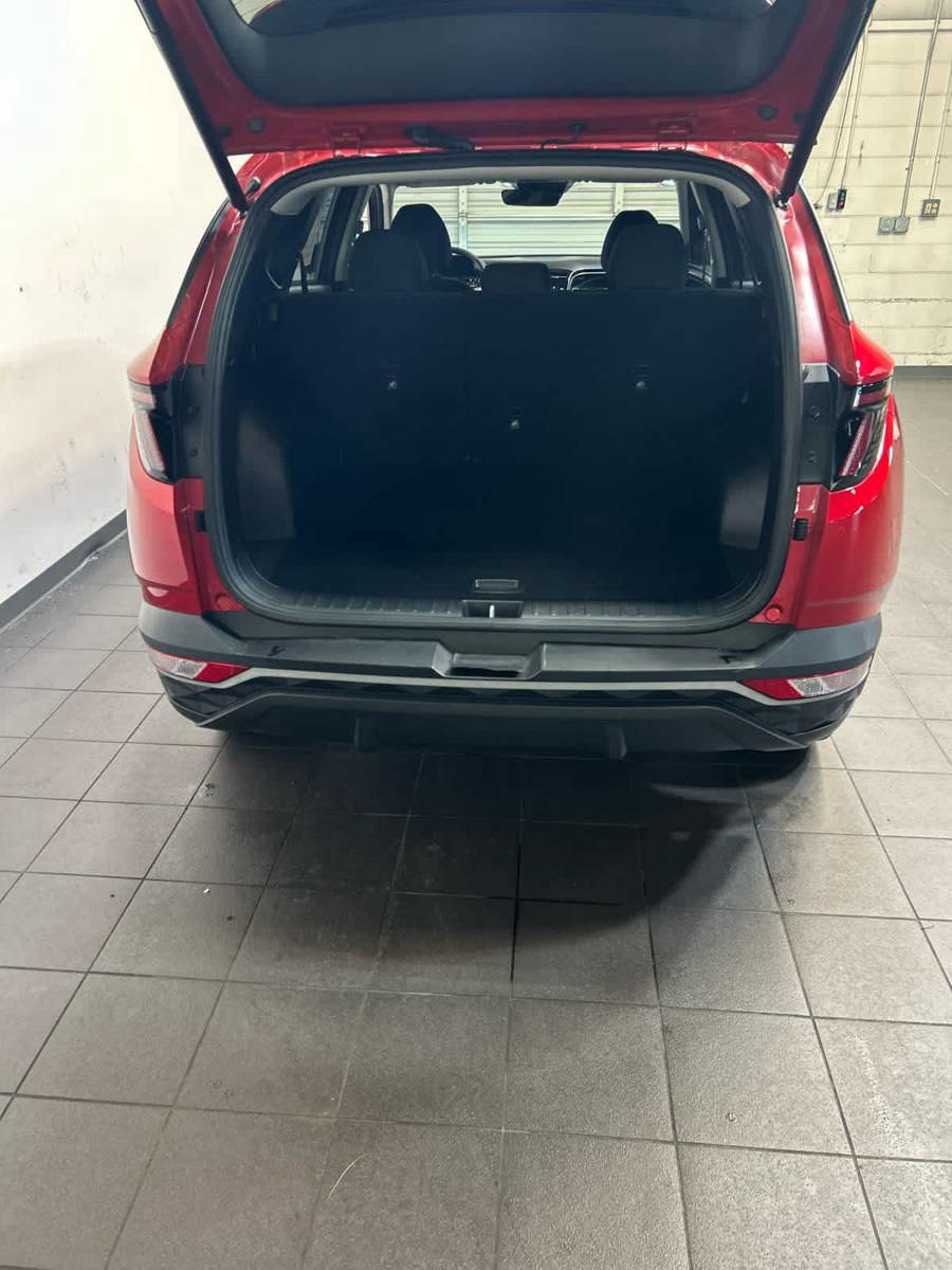 Used 2023 Hyundai Tucson SEL AWD/4WD image 16