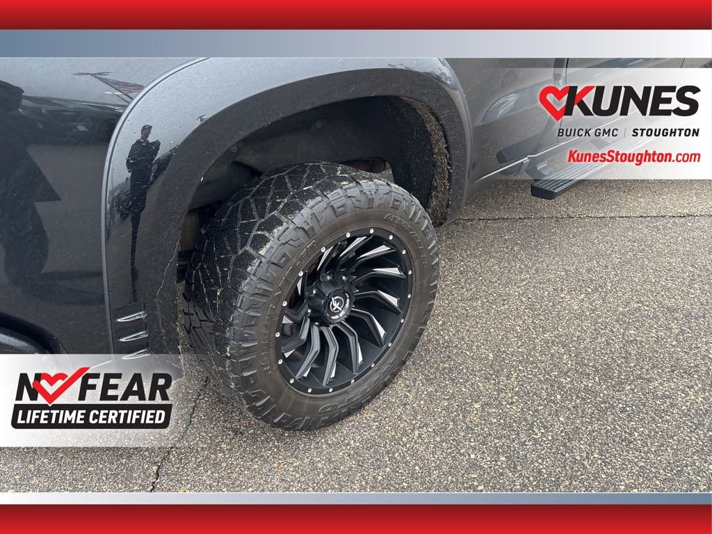 Used 2022 Chevrolet Silverado 1500 RST image 8