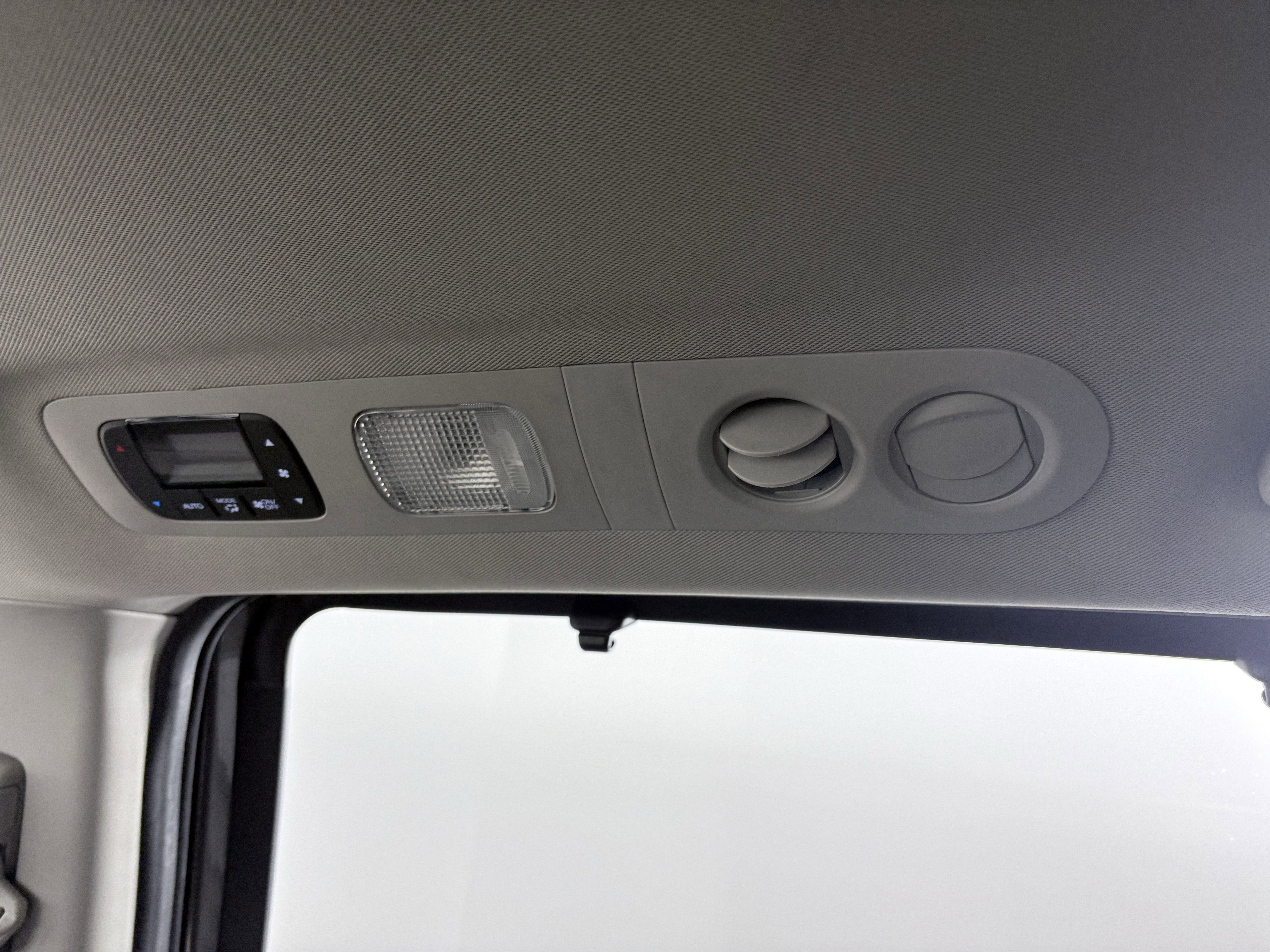 Used 2015 Honda Odyssey EX-L image 33