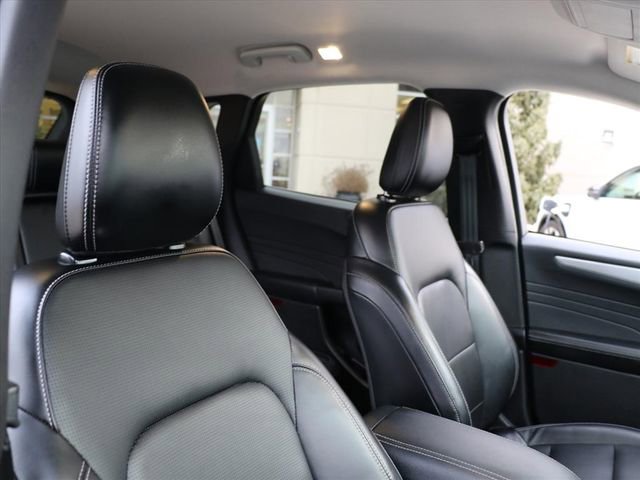 Used 2024 Ford Escape Platinum image 8