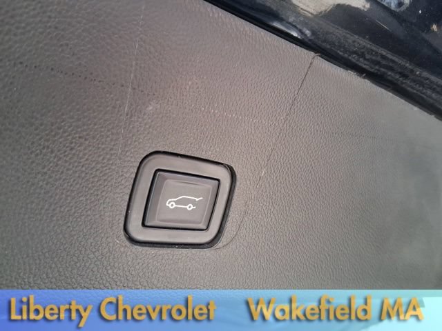 Used 2023 Chevrolet Traverse LT w/ LT Premium Package AWD/4WD image 41