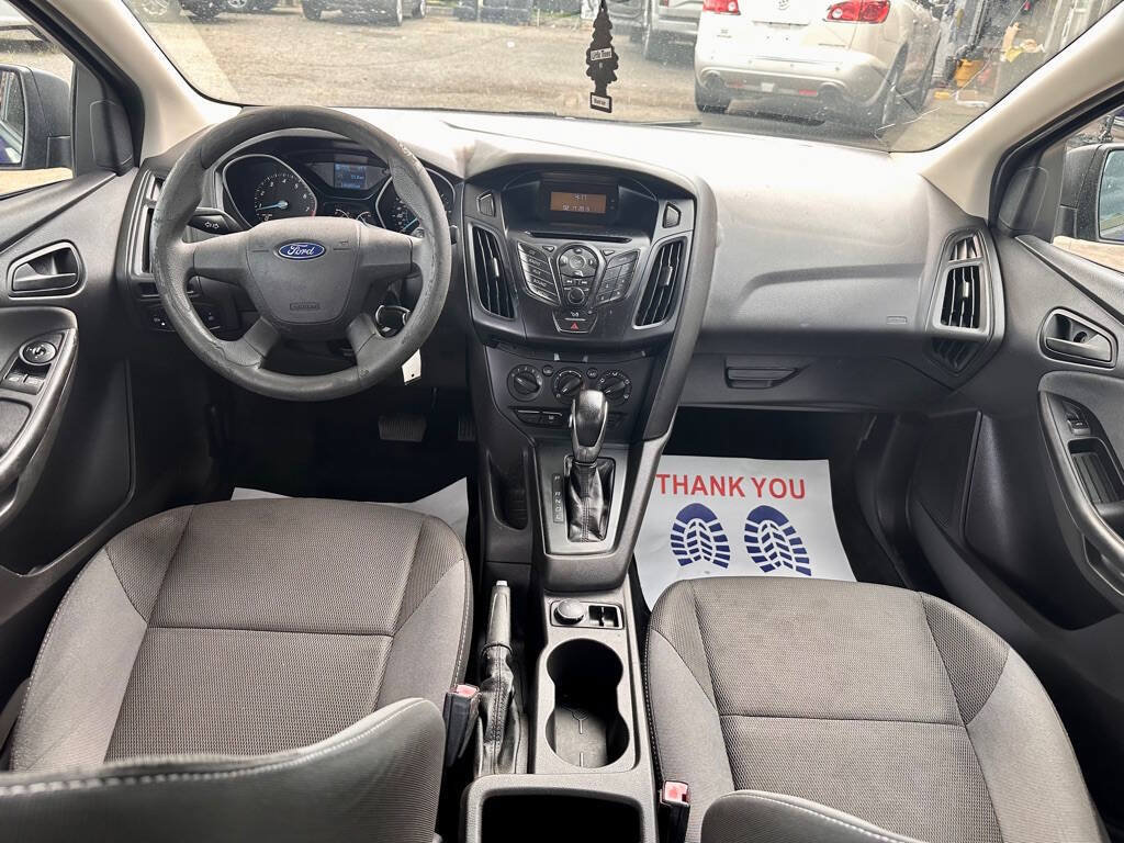 Used 2012 Ford Focus S FWD image 13