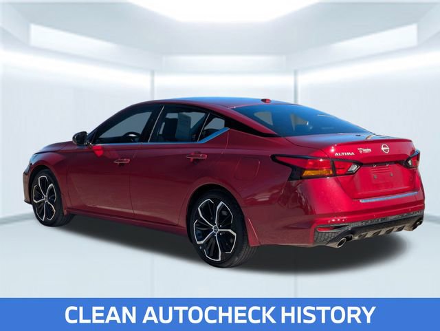 Used 2023 Nissan Altima 2.5 SR w/ SR Premium Package image 4