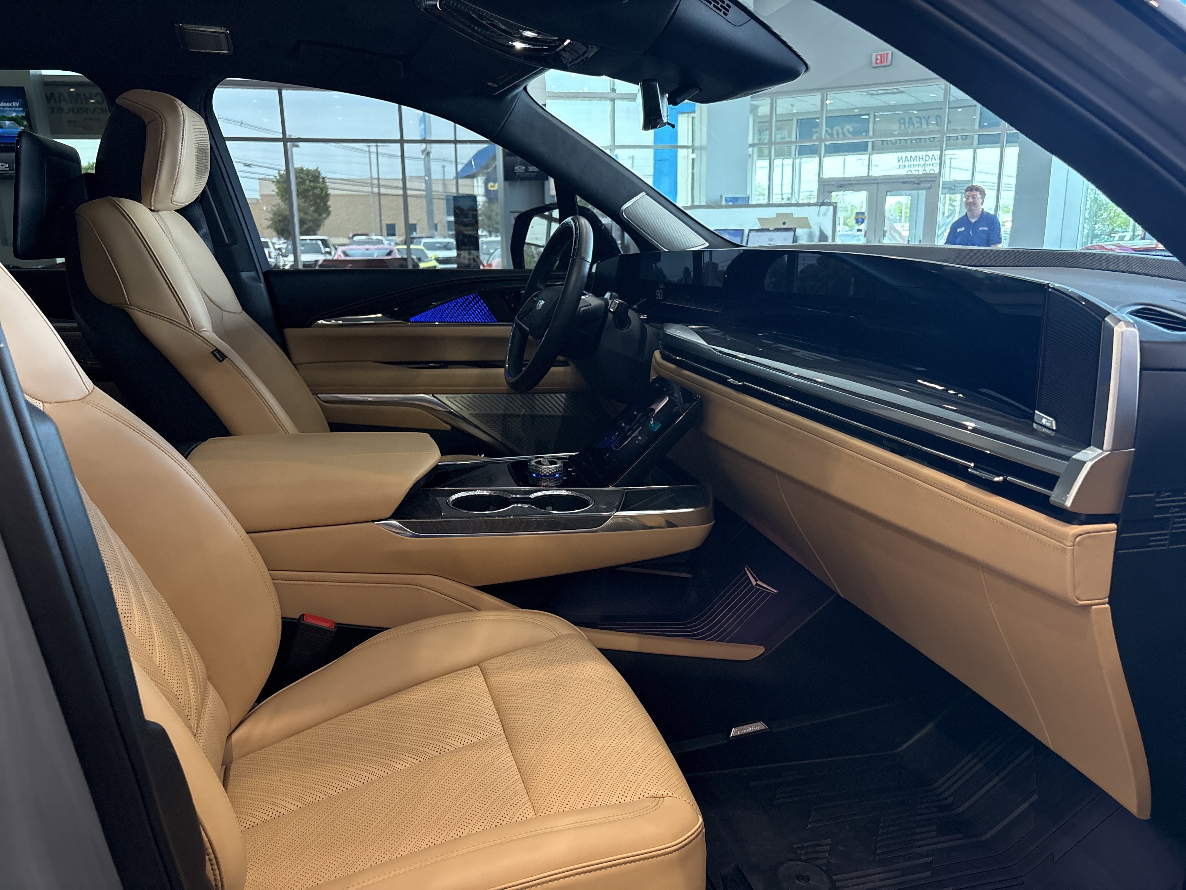 Used 2026 Cadillac Escalade IQ Sport 2 AWD/4WD image 22