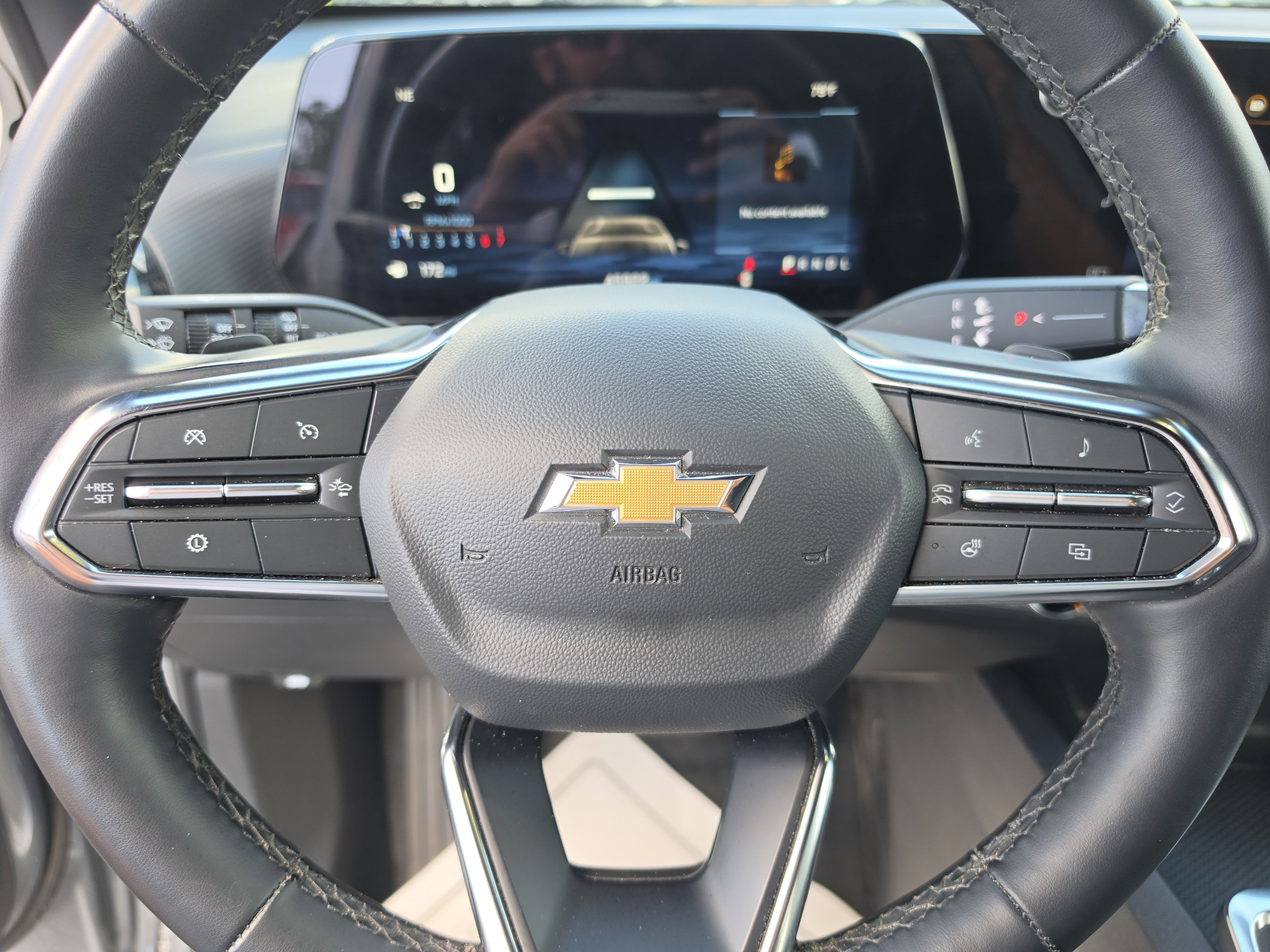 Used 2026 Chevrolet Equinox LT FWD image 33