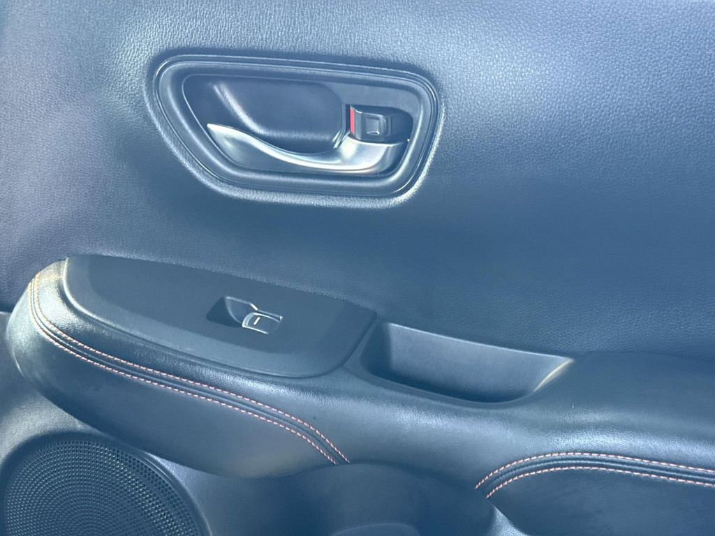 Used 2024 Honda HR-V Sport image 11