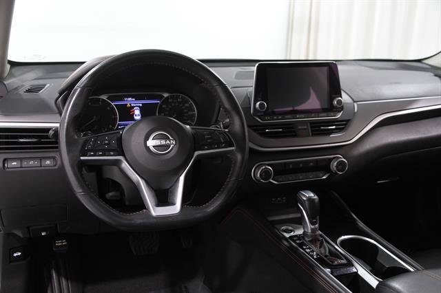 Used 2024 Nissan Altima 2.5 SR FWD image 6