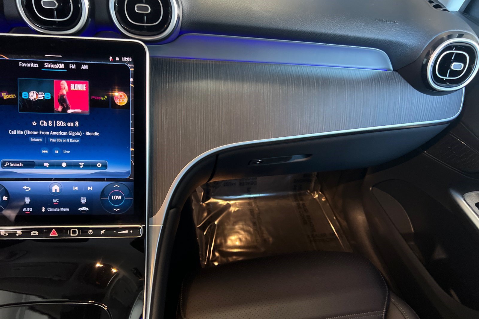 Certified 2025 Mercedes-Benz GLC 350e 4MATIC image 29