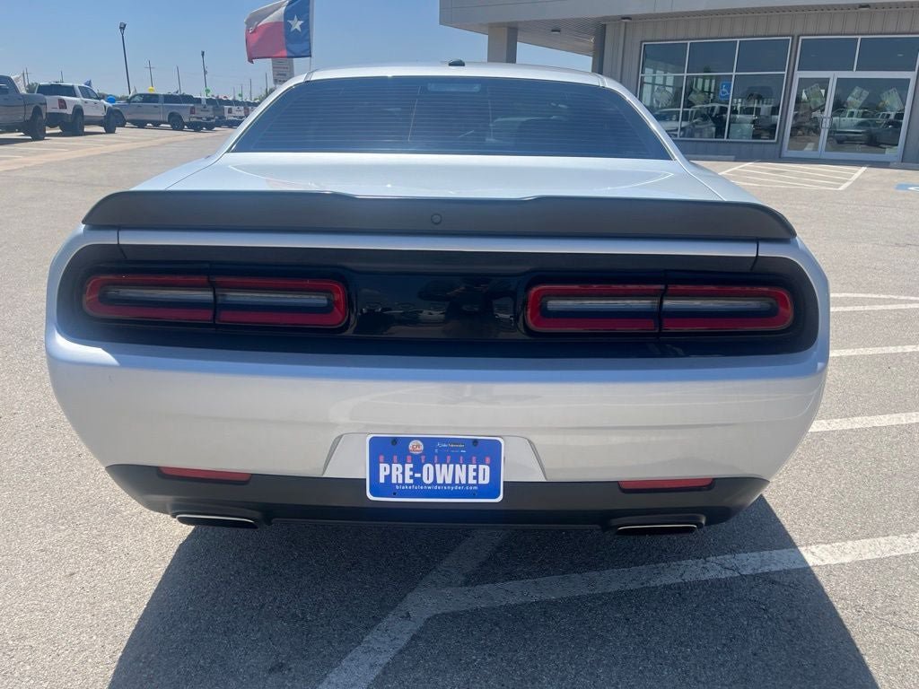 Used 2023 Dodge Challenger SXT w/ Blacktop Package RWD image 4