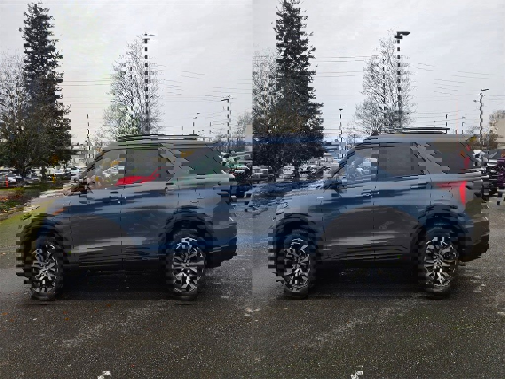 New 2026 Ford Explorer Tremor w/ Tremor Ultimate Package image 18