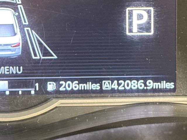 Used 2021 Nissan Versa SV image 28