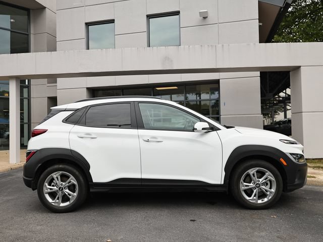 Used 2023 Hyundai Kona SEL w/ Cargo Package AWD/4WD image 4