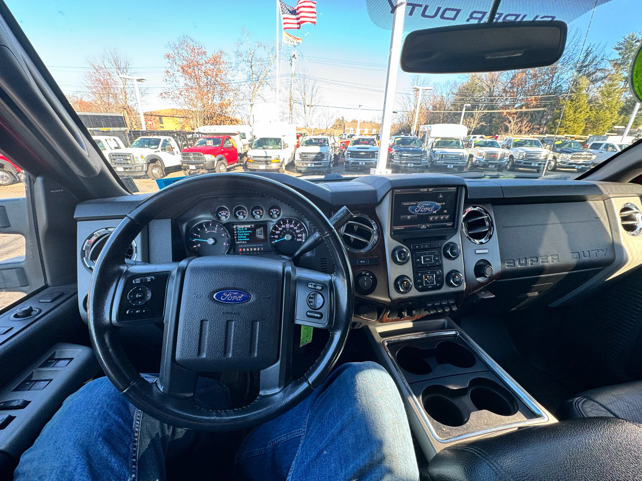 Used 2014 Ford F350 Lariat w/ Lariat Interior Package image 35