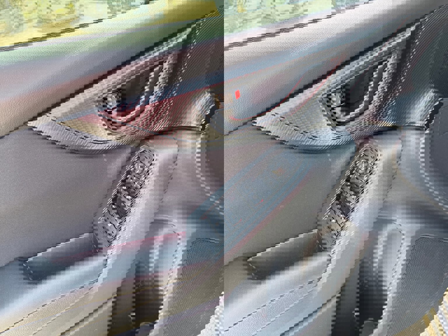 Used 2023 Subaru Crosstrek 2.0i image 11