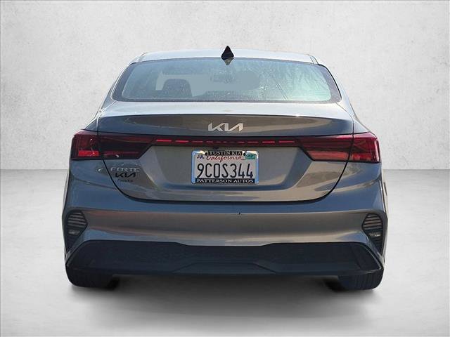 Used 2022 Kia Forte LXS FWD image 6