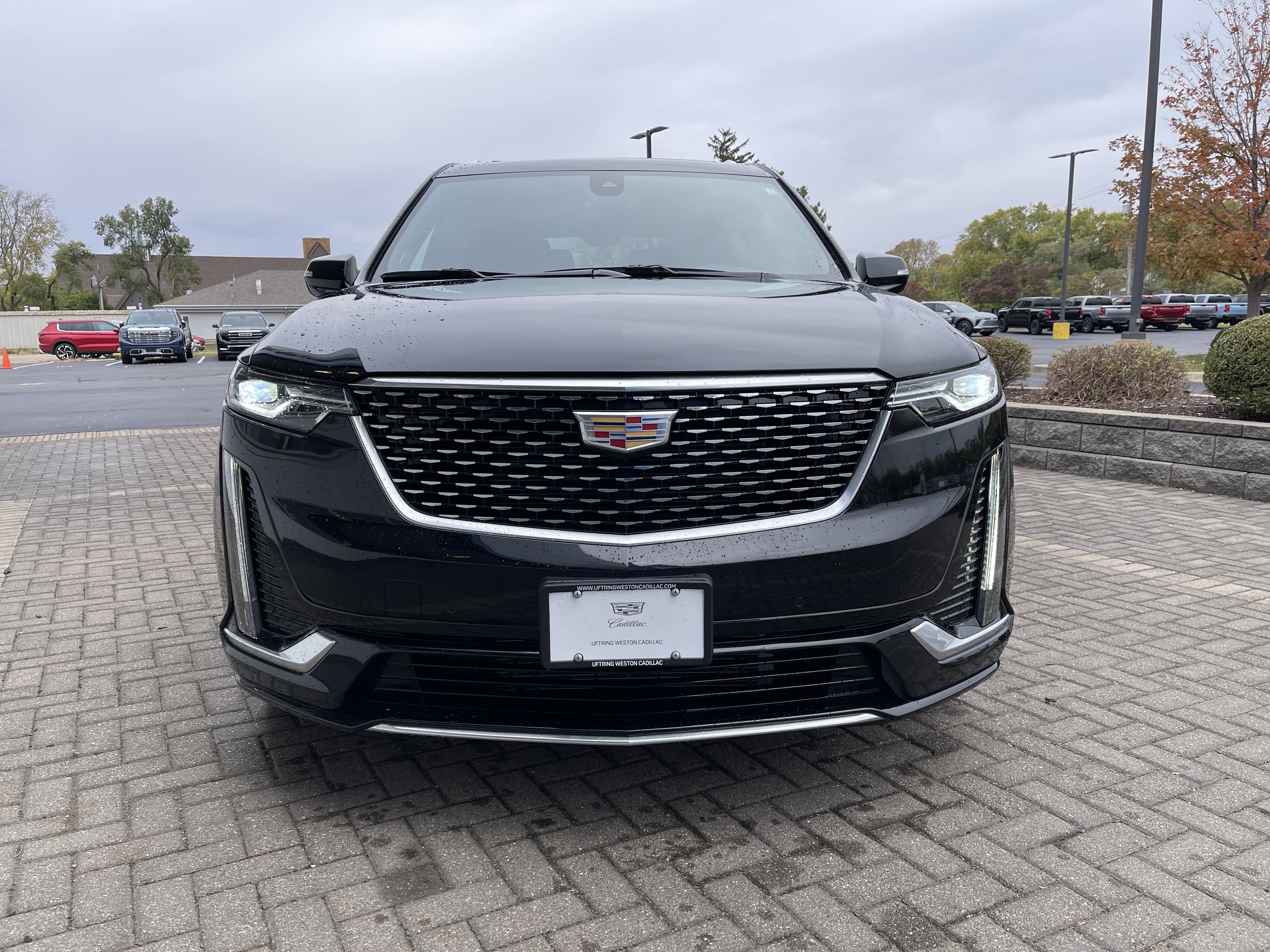 Used 2025 Cadillac XT6 Premium Luxury image 9