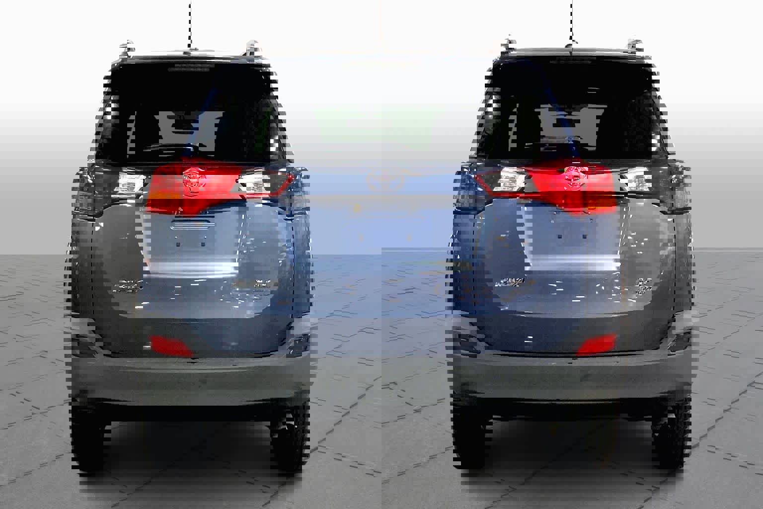 Used 2014 Toyota RAV4 XLE image 5