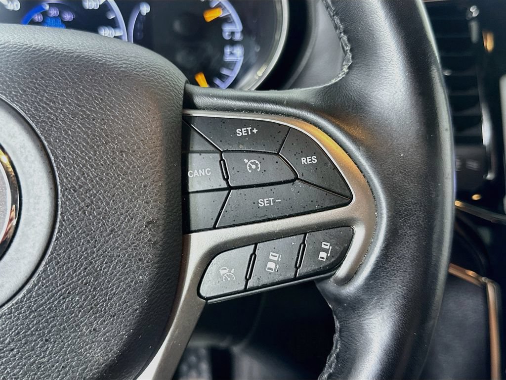 Used 2019 Jeep Grand Cherokee High Altitude AWD/4WD image 24