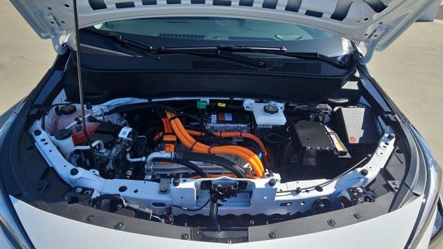 New 2027 Chevrolet Bolt LT w/ Comfort Package FWD image 29