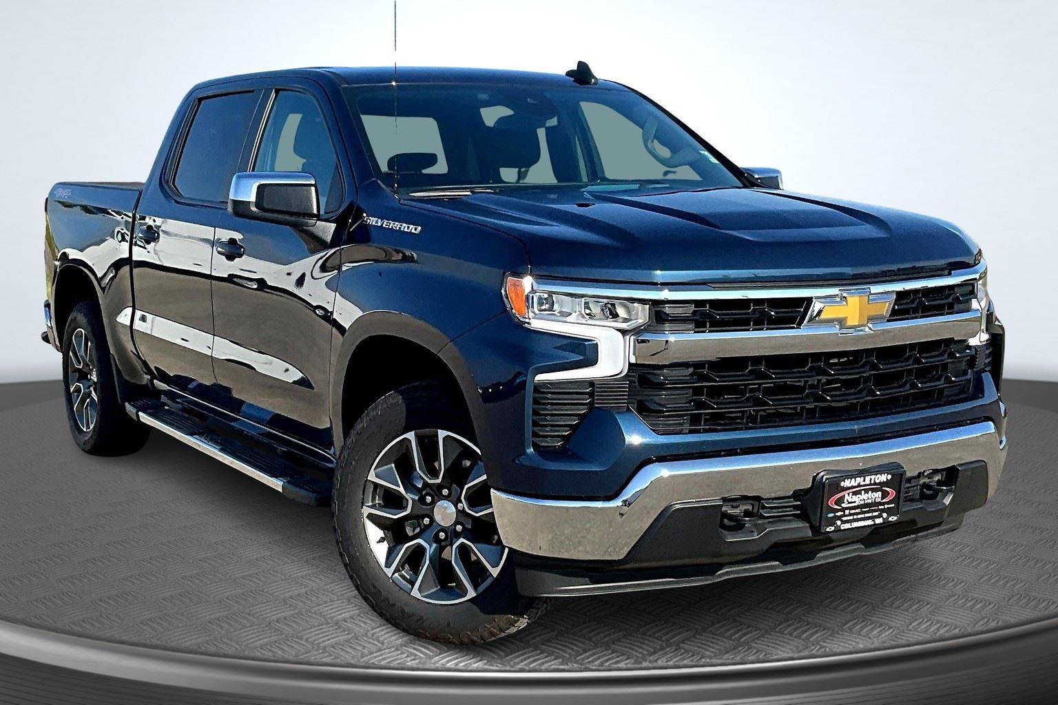 Used 2023 Chevrolet Silverado 1500 LT image 12