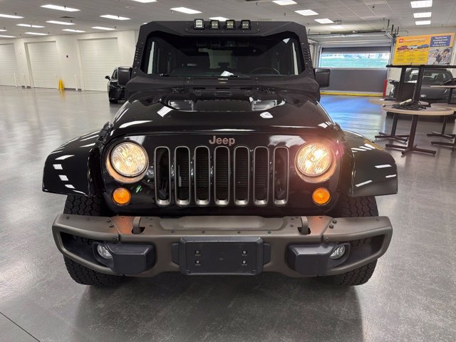 Used 2016 Jeep Wrangler Sahara AWD/4WD image 2