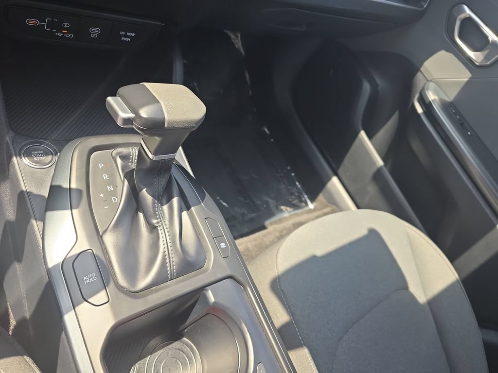 Used 2025 Kia K4 FWD image 20