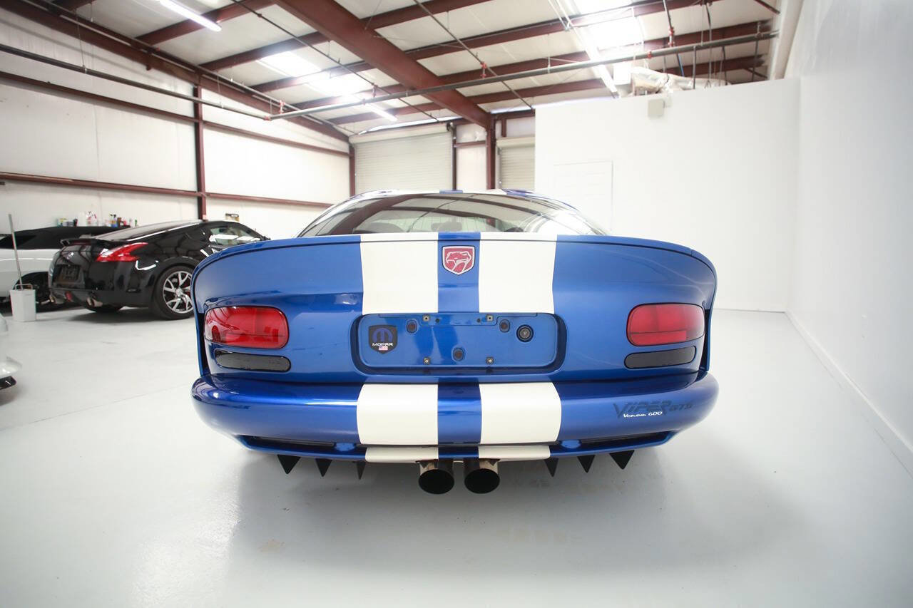 Used 1997 Dodge Viper GTS RWD image 6