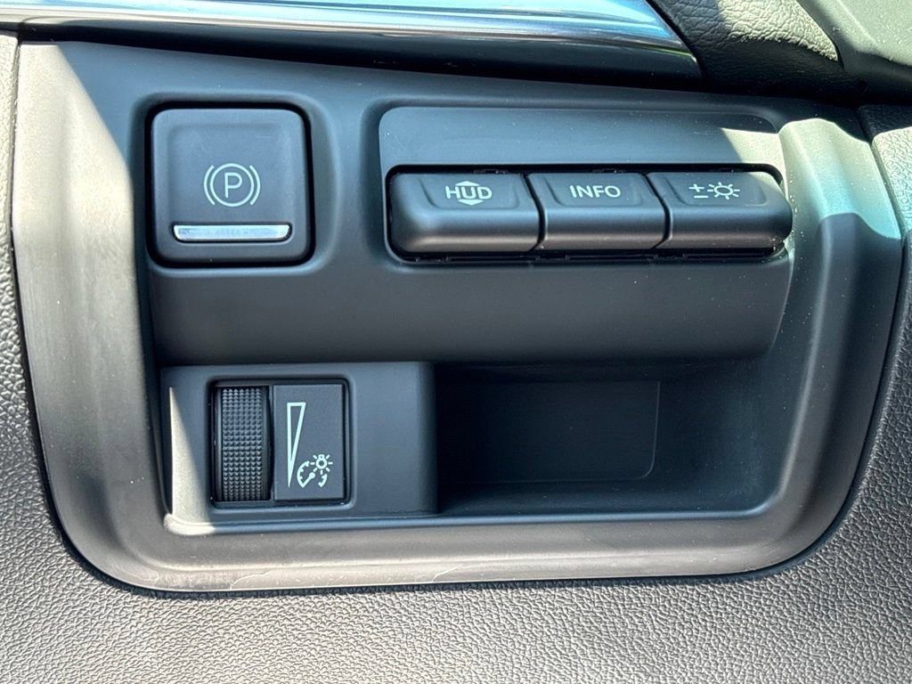 Used 2025 Cadillac CT4 Sport AWD/4WD image 15