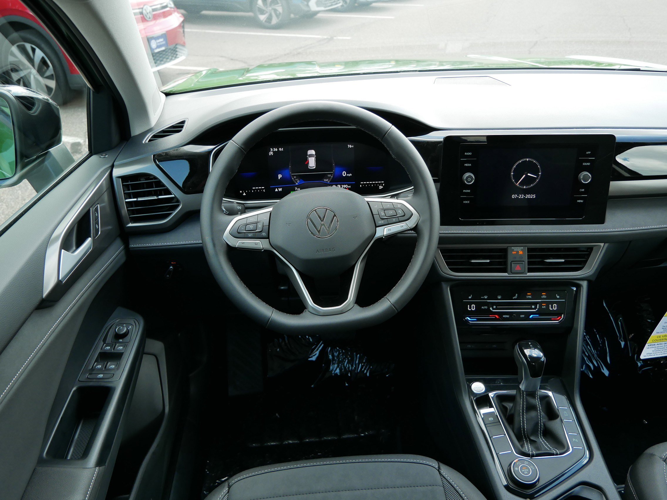 New 2025 Volkswagen Taos SE image 6