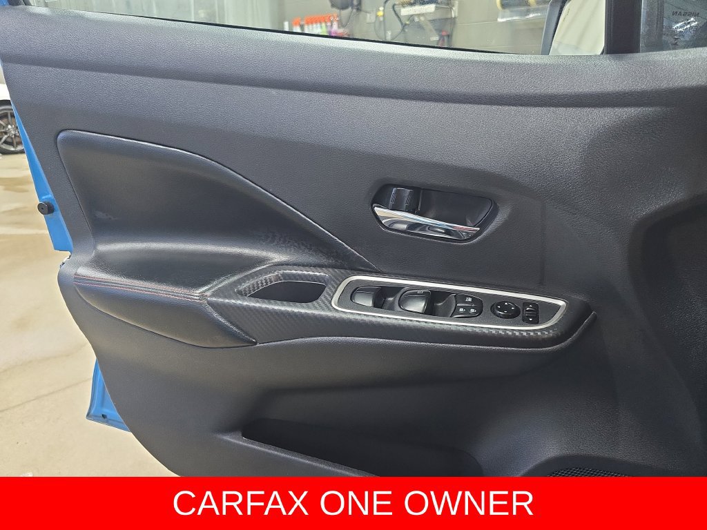 Used 2025 Nissan Versa SR FWD image 27