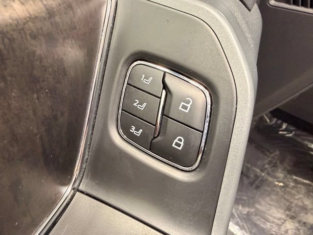 Used 2023 Ford F150 Lariat w/ Equipment Group 502A High AWD/4WD image 18