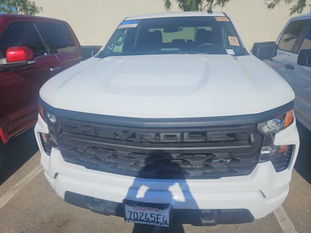 Used 2025 Chevrolet Silverado 1500 Custom w/ LPO, Dark Essentials Package RWD image 4