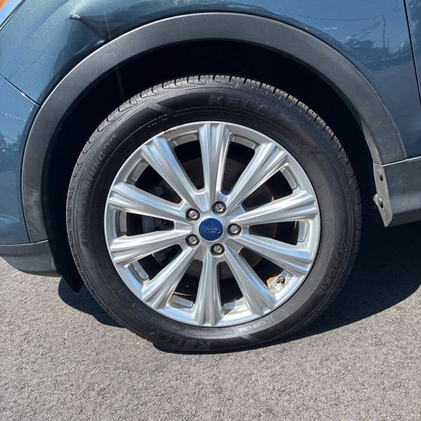 Used 2019 Ford Escape SEL AWD/4WD image 3
