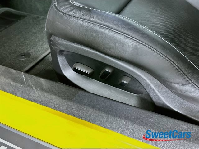 Used 2015 Chevrolet Corvette Z06 w/ 3LZ Preferred Equipment Group RWD image 35