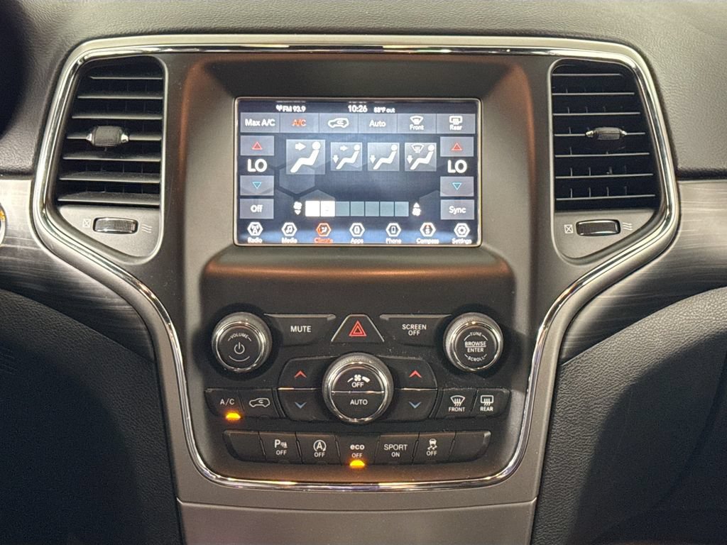 Used 2020 Jeep Grand Cherokee Laredo AWD/4WD image 15