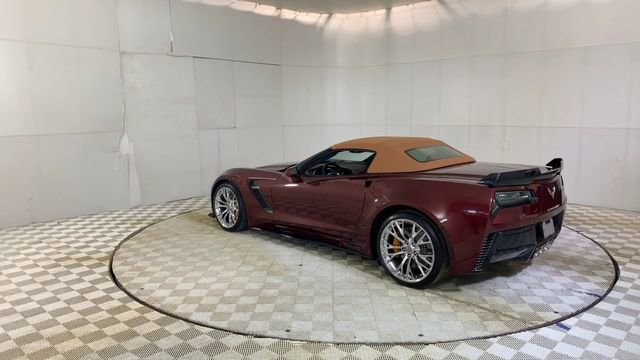 Used 2016 Chevrolet Corvette Z06 w/ 3LZ Preferred Equipment Group image 6