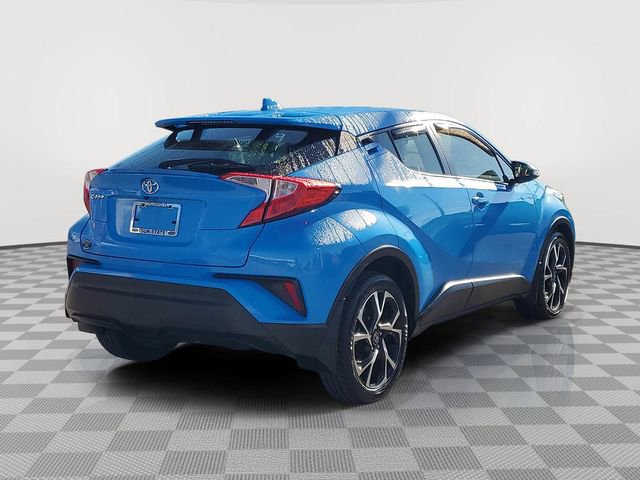 Used 2019 Toyota C-HR XLE image 4