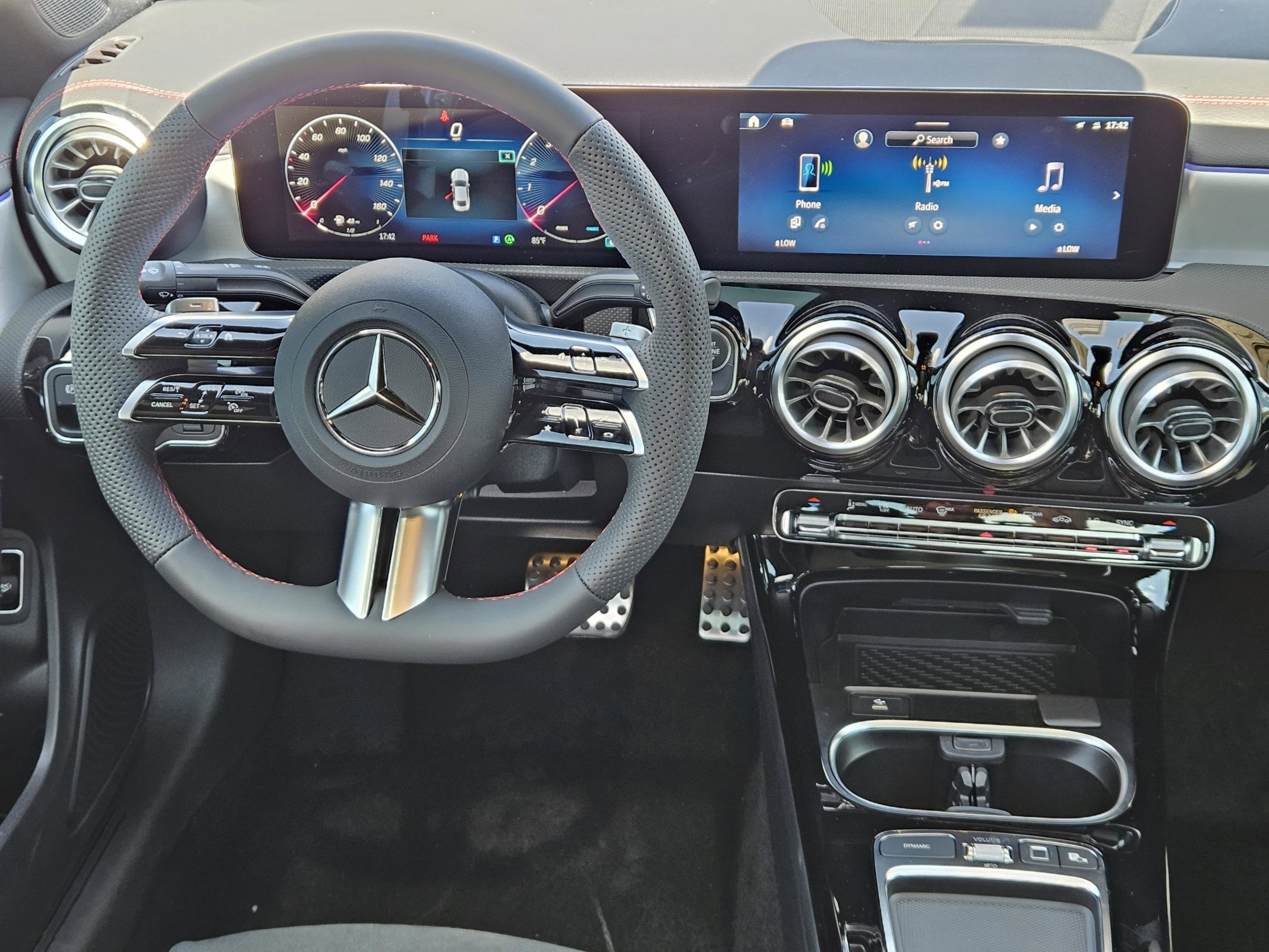 Used 2026 Mercedes-Benz CLA 250 4MATIC image 21