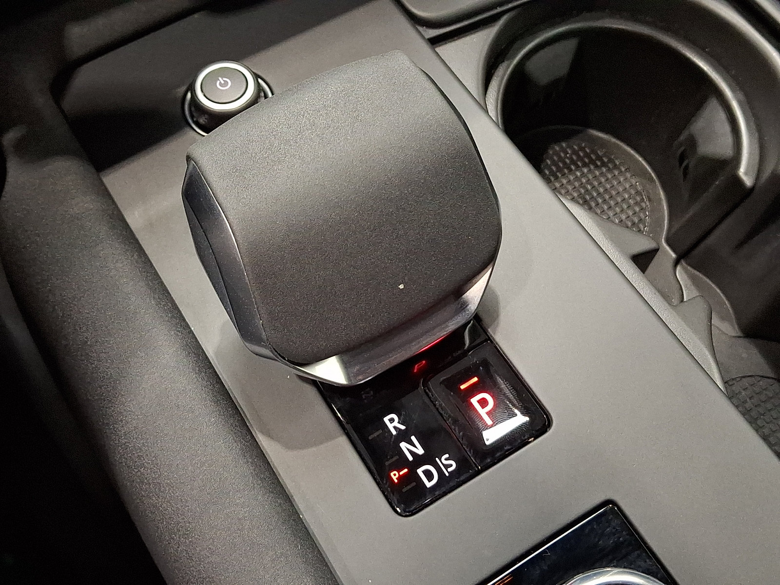 Certified 2025 Land Rover Discovery Dynamic SE AWD/4WD image 15