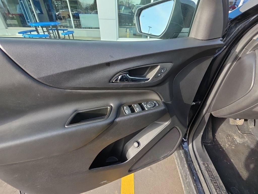 Used 2024 Chevrolet Equinox LT image 9