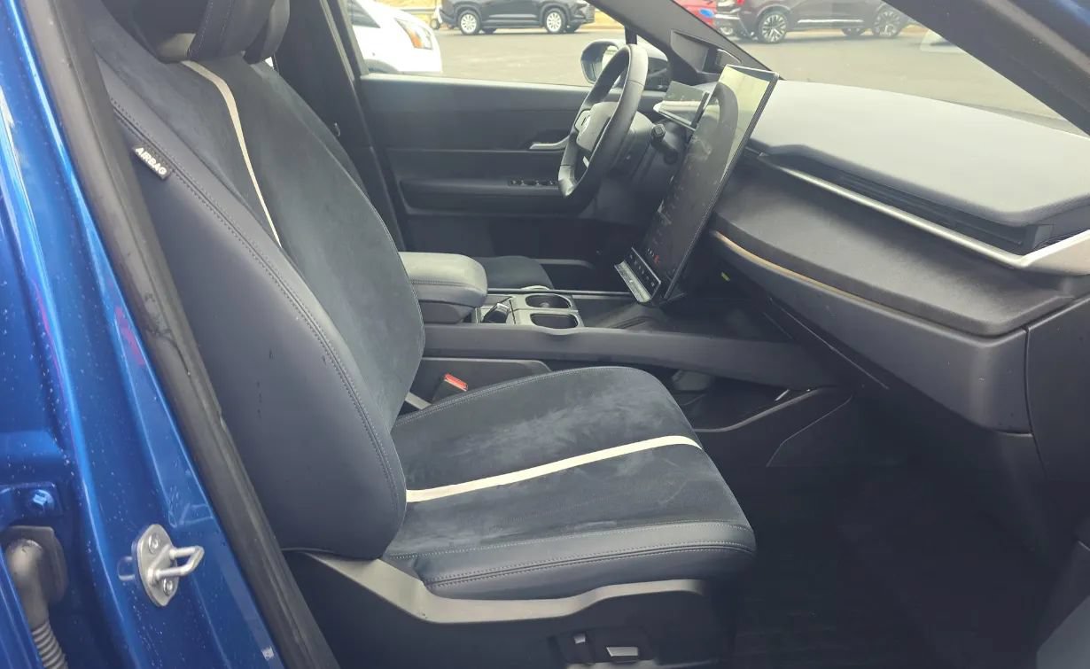 Used 2023 Fisker Ocean One AWD/4WD image 4
