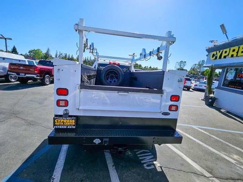 Used 2015 Chevrolet Silverado 3500 W/T AWD/4WD image 4