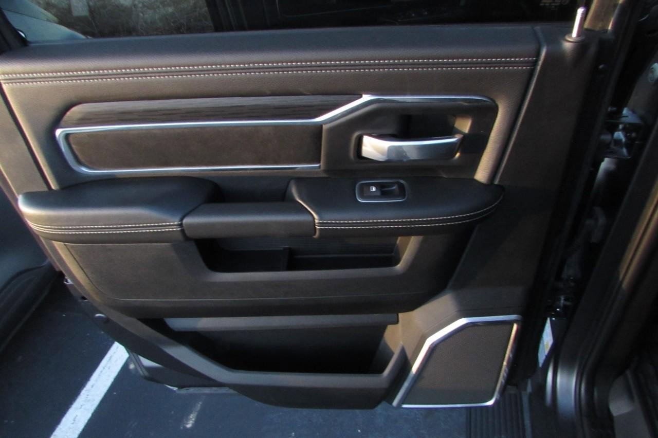 New 2024 RAM 3500 Laramie w/ Night Edition image 29