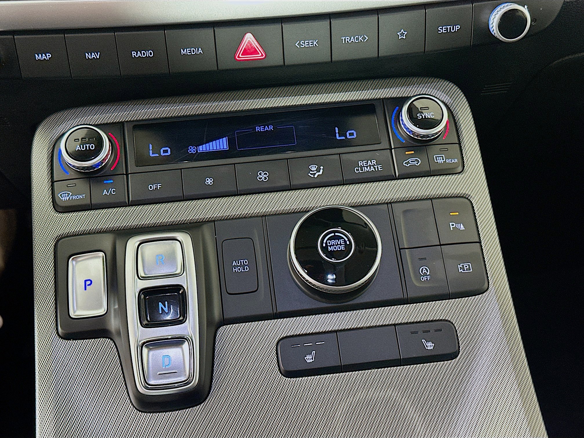 Used 2024 Hyundai Palisade SEL image 24