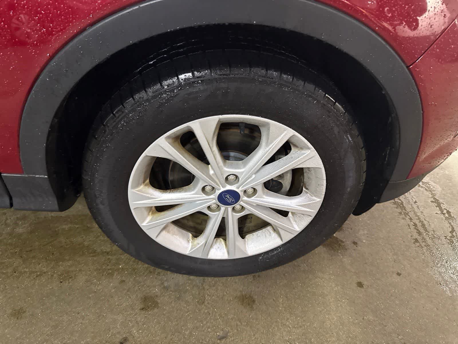 Used 2019 Ford Escape SEL FWD image 5