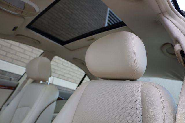 Used 2006 Mercedes-Benz E 350 4MATIC Sedan image 19