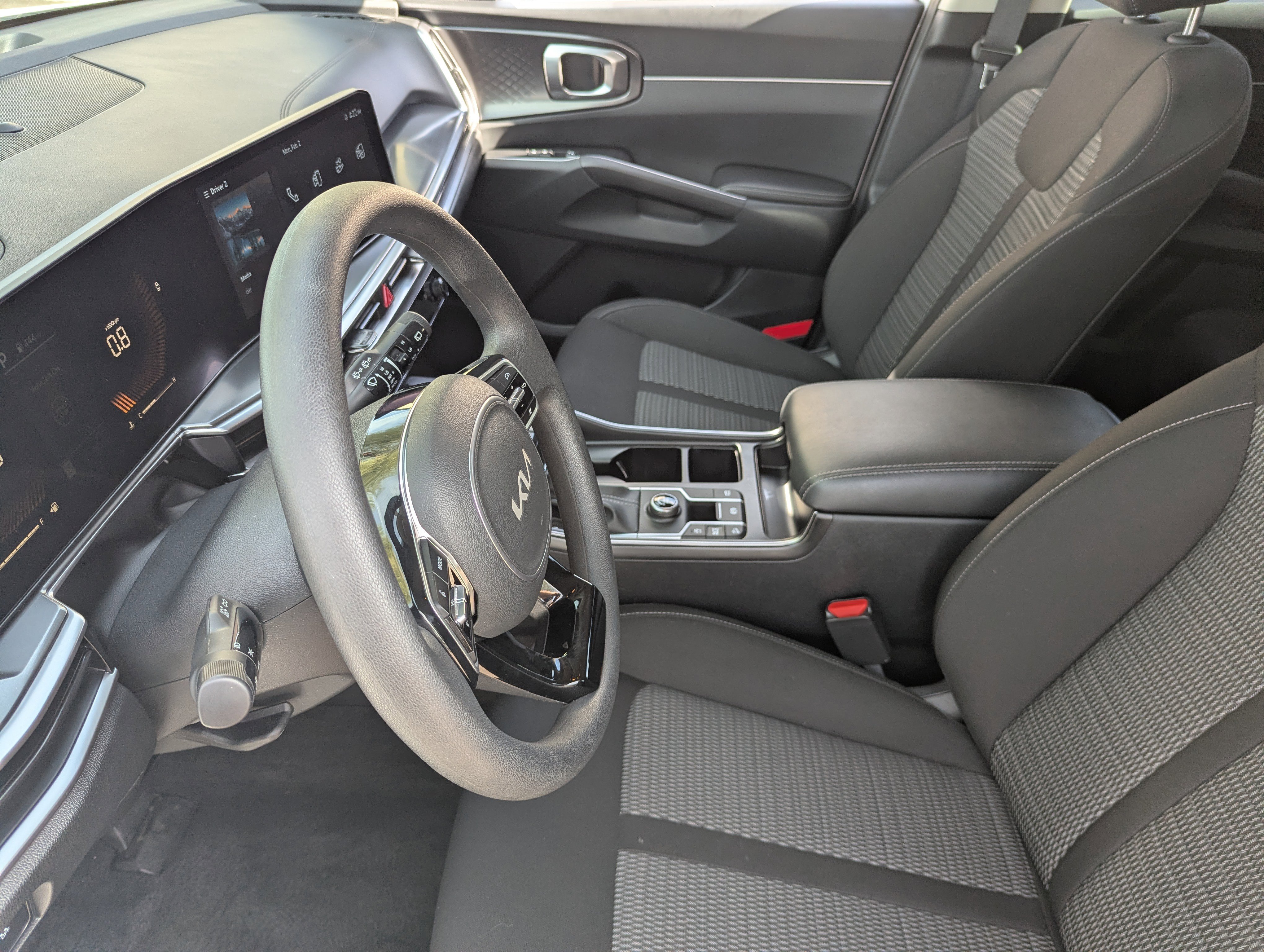 Certified 2025 Kia Sorento LX image 20